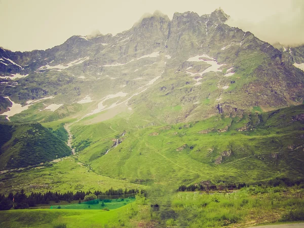 Lihat Retro Lembah Cervinia Aosta — Stok Foto