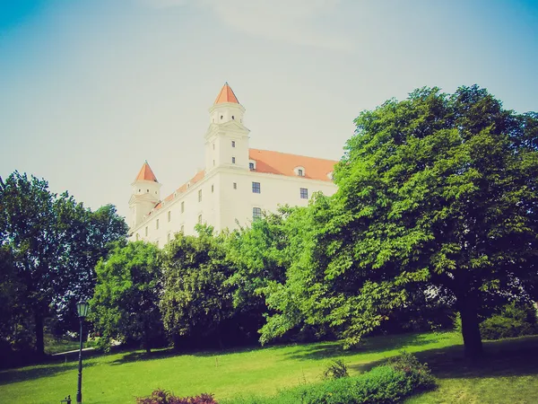 复古外观拉迪斯拉发城堡斯洛伐克 — 图库照片