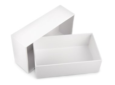 izole beyaz zemin üzerine beyaz boş kutu