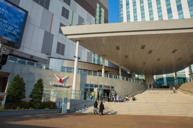 Japonya - 20 Ekim 2016: Odaiba 'daki Gundam Kafe