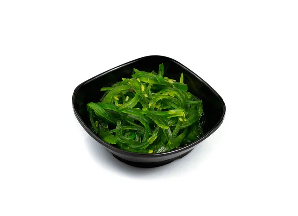 Wakame Sea Kelp Salat Απομονωμένο Λευκό Φόντο — Φωτογραφία Αρχείου