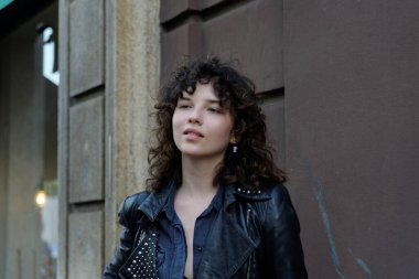 Modeller, Eylül 2021 Milan Moda Haftası 'ndaki yıldızlar.