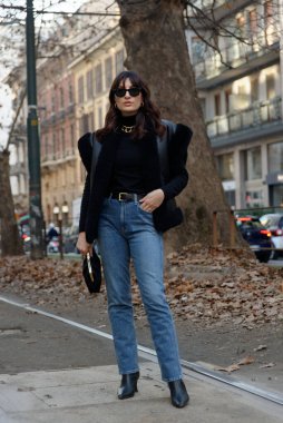 Moda haftasında Milano sokaklarında Clebrity