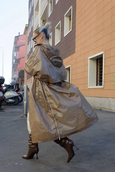 Kwayファッションショーの前にミラノの街のスターと有名人 — ストック写真