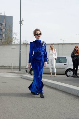 Konuklar, Milano Moda Haftası 'nda Prada defilesine katılacaklar. Şubat 2022