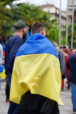 Ukrayna halkı Putin 'in başlattığı savaşa karşı gösteri düzenledi.