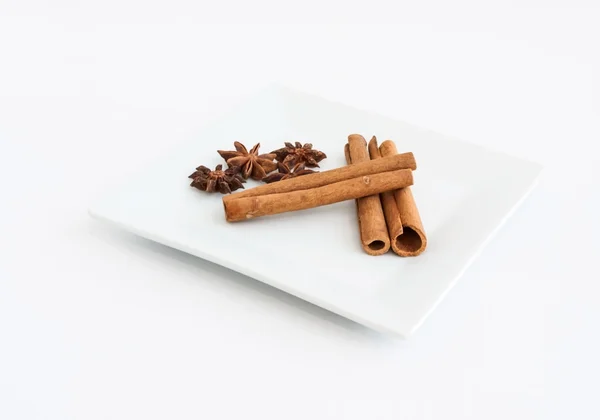 Cinnamon and anis — Stock Photo, Image