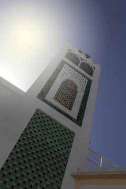 Eski Medine 'deki Arap mimarisi. Sokaklar, kapılar, pencereler, detaylar. Tanca, Fas