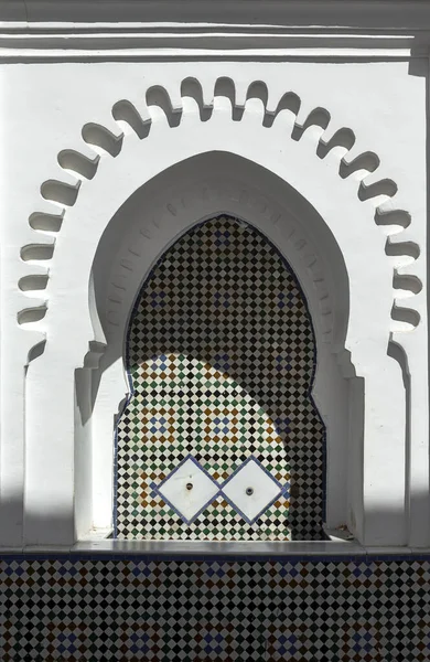 古代梅迪纳的阿拉伯建筑 摩洛哥 丹吉尔 — 图库照片