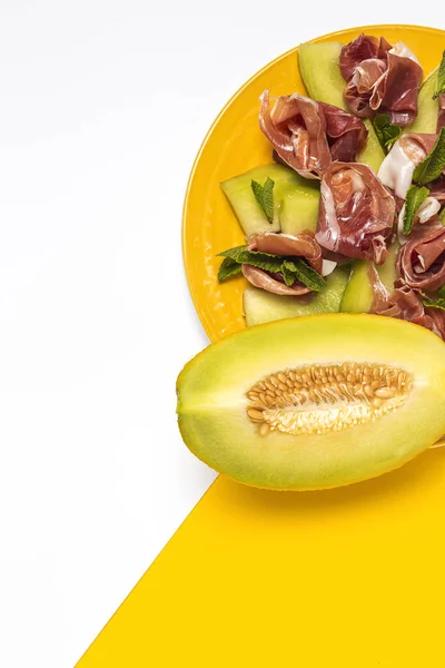 Kavun Nane Aromalı Taze Serrano Jambonu Salatası Düz Yatıyordu Sağlıklı — Stok fotoğraf