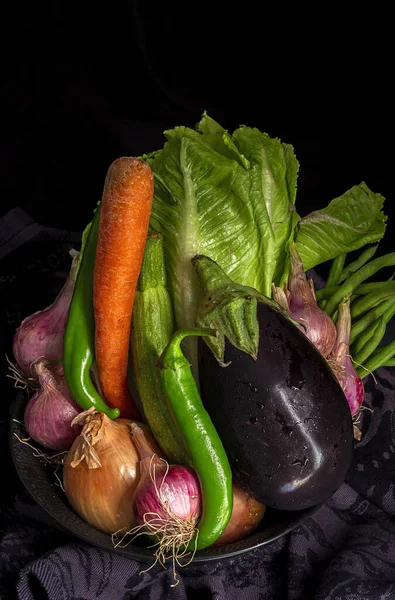 Assortment Fresh Vegetables Dark Background Healthy Food Vegan Food Concept — Stock Photo, Image