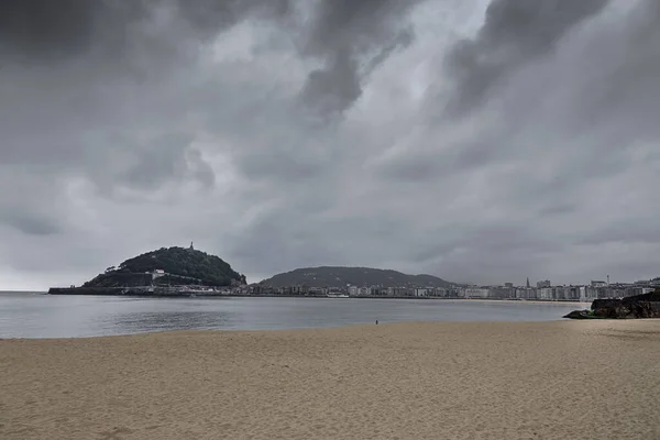 Concha Beach San Sebastian Basque Country Cloudy Day Cantabrian Sea — Fotografia de Stock