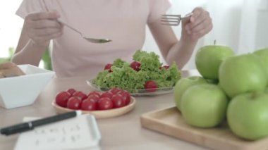 Kadınların ömür boyu 