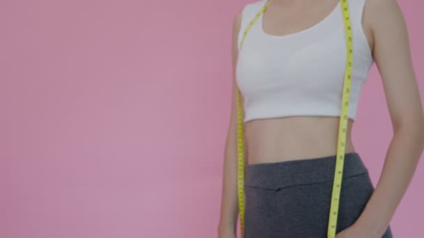 Dieta Dieta Beleza Corpo Feminino Magro Confundir Donut Mulher Roupas — Vídeo de Stock