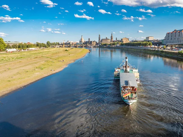 Elbe Ångfartyg Seglar Genom Dresden Stranden Elbe — Stockfoto
