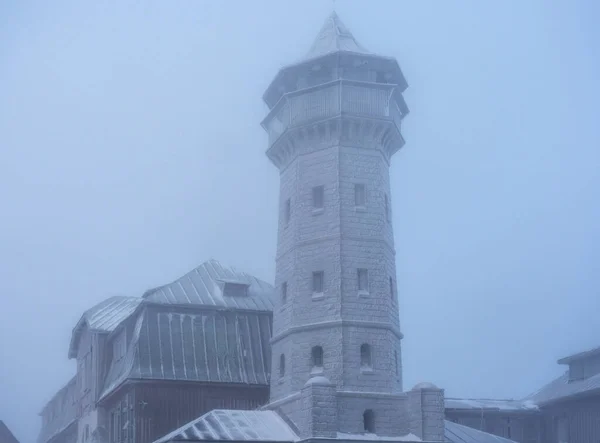 Turm Nebel Auf Dem Keilberg — Stockfoto