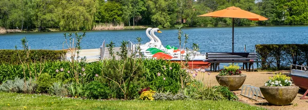 Půjčovna Panoramatických Lodí Schwanenteich Zwickau — Stock fotografie