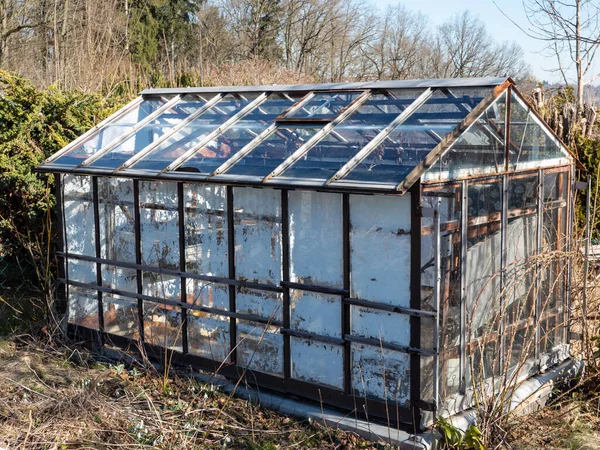 Old Greenhouse Stands Garden — Stock Photo, Image