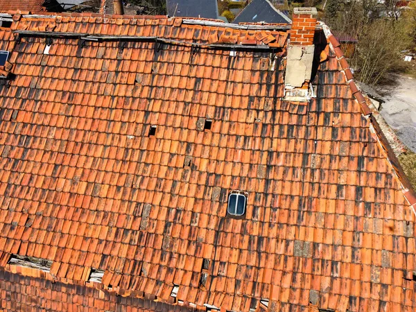 Renovation Old Tiled Roof — Stock Photo, Image