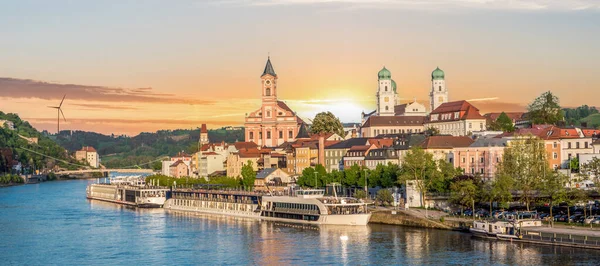 Solnedgång Den Bayerska Staden Passau — Stockfoto