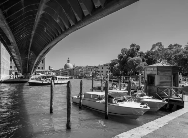 Vista Ciudad Portuaria Venecia Monocromo — Foto de Stock