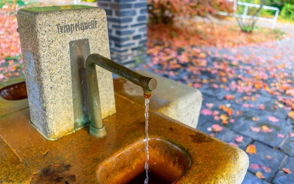坏斯特本的饮水疗养泉 — 图库照片