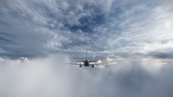 Vliegtuig vliegt tussen wolken — Stockvideo