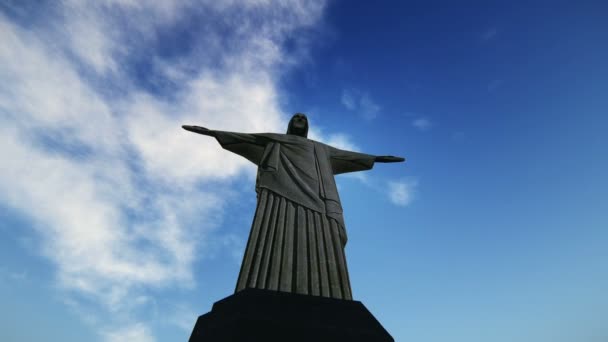 Airplane flying over the Christ the Redeemer — Stock Video