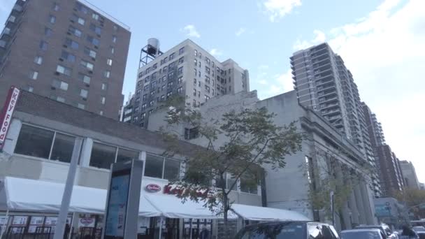 New York Manhattan Budynki Widziane Ulicy Pieszych Przechodniów Wysokiej Jakości — Wideo stockowe