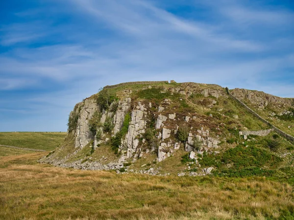 Afloramiento Rocoso Dolerita Roca Ígnea Camino Pared Hadriand Northumberland Inglaterra — Foto de Stock