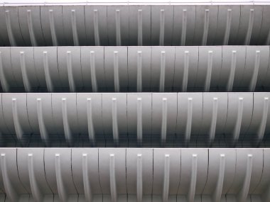 İngiltere 'nin kuzeyindeki Lancashire' daki Preston Otobüs İstasyonu 'nun Brutalist mimarisi. 1968 ve 1969 'da inşa edilmiş ve Avrupa' nın en büyük binalarından biri..