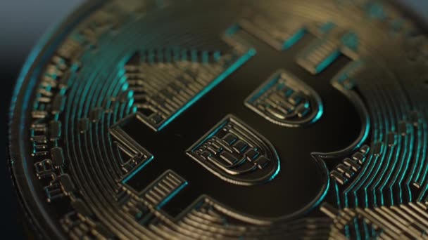 Bitcoin Btc Girando Moneda Digital Ciberespacio Criptomoneda Concepto Mercado Cambio — Vídeos de Stock