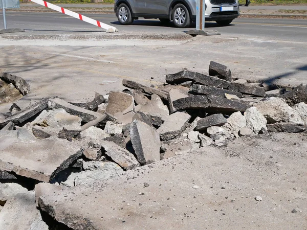 Broken Ashphalt Road Restoration — Stock Photo, Image