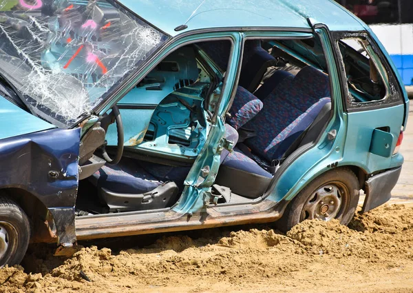 Carro Quebrado Após Acidente Trânsito — Fotografia de Stock