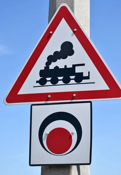 Railway Crossing Traffic Sign Pole — Stock Photo, Image