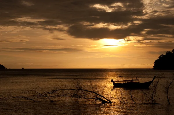 Sunset at Adang island — Stock Photo, Image