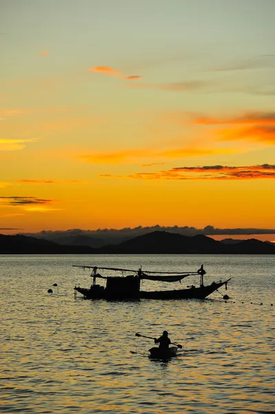 Boat with sunset — Stock Photo, Image