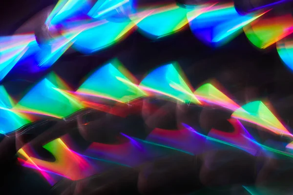 Verschwommenes Helles Regenbogenlicht Prisma Dynamisches Aufflackern Glänzende Flecken Dunkler Hintergrund — Stockfoto