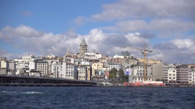 İstanbul, Golden Horn, Galata Köprüsü, Galata Kulesi manzaralı. Türkiye İstanbul Eylül 2021