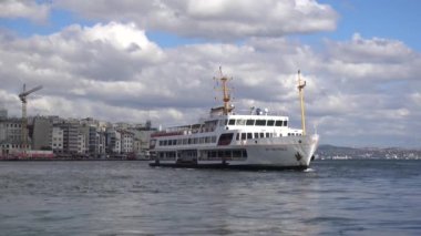 İstanbul, Boğaz 'ı geçen yolcu feribotu. Türkiye İstanbul Eylül 2021 