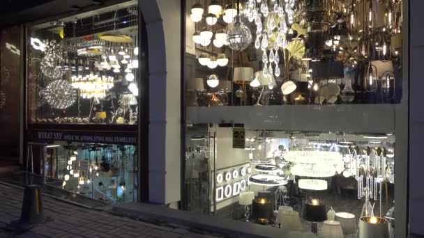 Winkel Raam Met Kroonluchters Lampen Turkije Istanbul September 2021 — Stockvideo