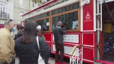 Galata Kulesi 'nin bilet ofisi. Türkiye İstanbul Eylül 2021