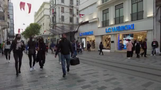 Stiklal Caddesi Popüler Alışveriş Caddesi Türkiye Stanbul Eylül 2021 — Stok video