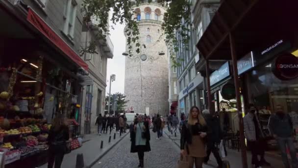 Κωνσταντινούπολη Δρόμος Κοντά Στον Πύργο Γκαλάτα Ζωή Στην Πόλη Τουρκία — Αρχείο Βίντεο