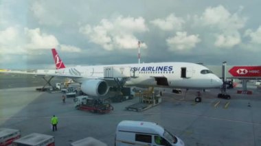 Yeni İstanbul havalimanı, Türk Hava Yolları uçakları kapılara yanaştı. Türkiye İstanbul Eylül 2021 