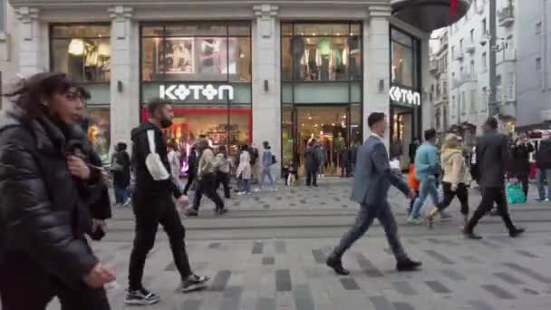 Stiklal Caddesi Popüler Alışveriş Caddesi Türkiye Stanbul Eylül 2021 — Stok video