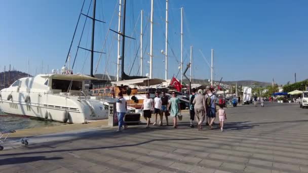Terraplén Bodrum Casco Antiguo Con Barcos Bodrum Turquía Agosto 2021 — Vídeos de Stock