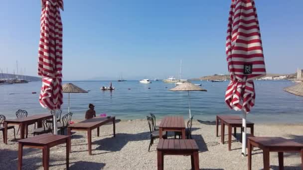 Пляж Бодрума Эгейское Море Бодрум Турция Август 2021 Года — стоковое видео