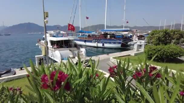Marmaris Kikötő Jachtokkal Sétányon Marmaris Törökország Augusztus 2021 — Stock videók