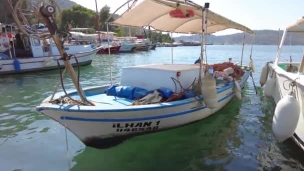 Pequeno Barco Pesca Mar Egeu Fethiye Turquia Agosto 2021 — Vídeo de Stock